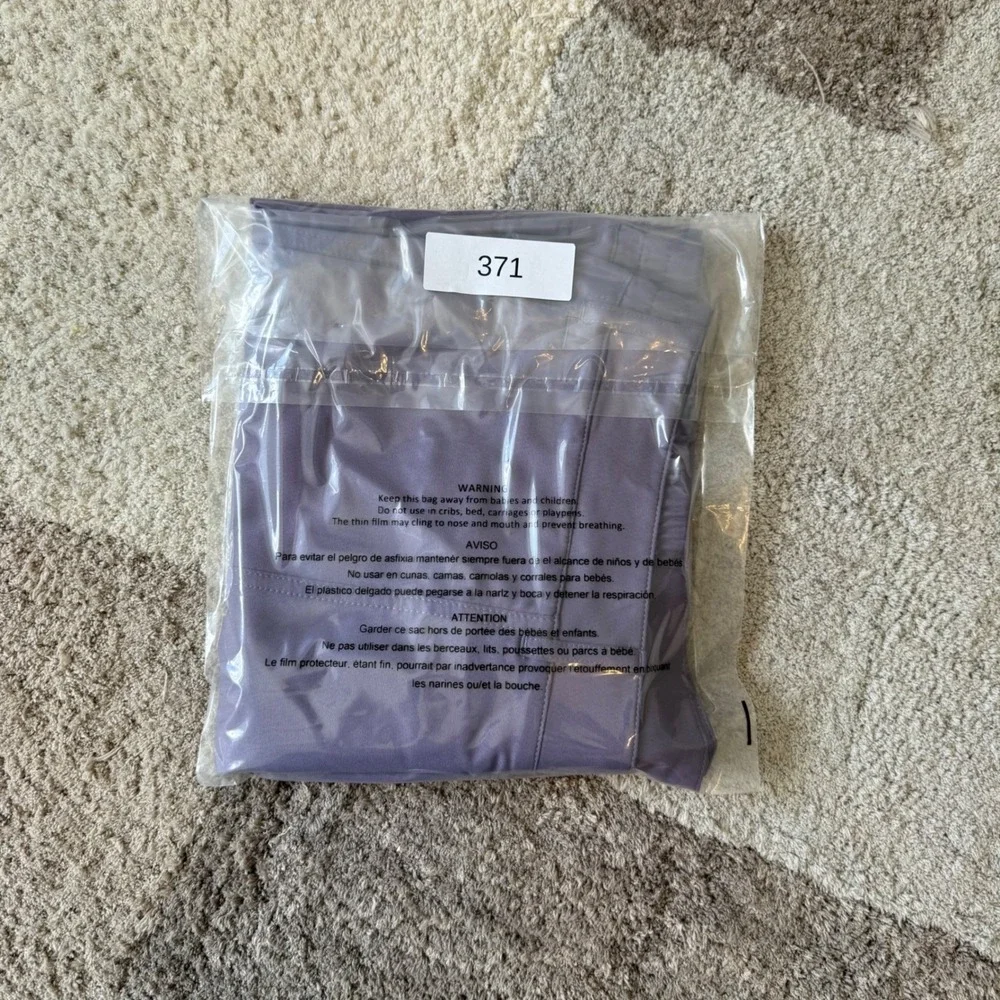 32‎ Degrees Cool Purple Stretch Golf Shorts Women 18 Elastic Waist Activewear